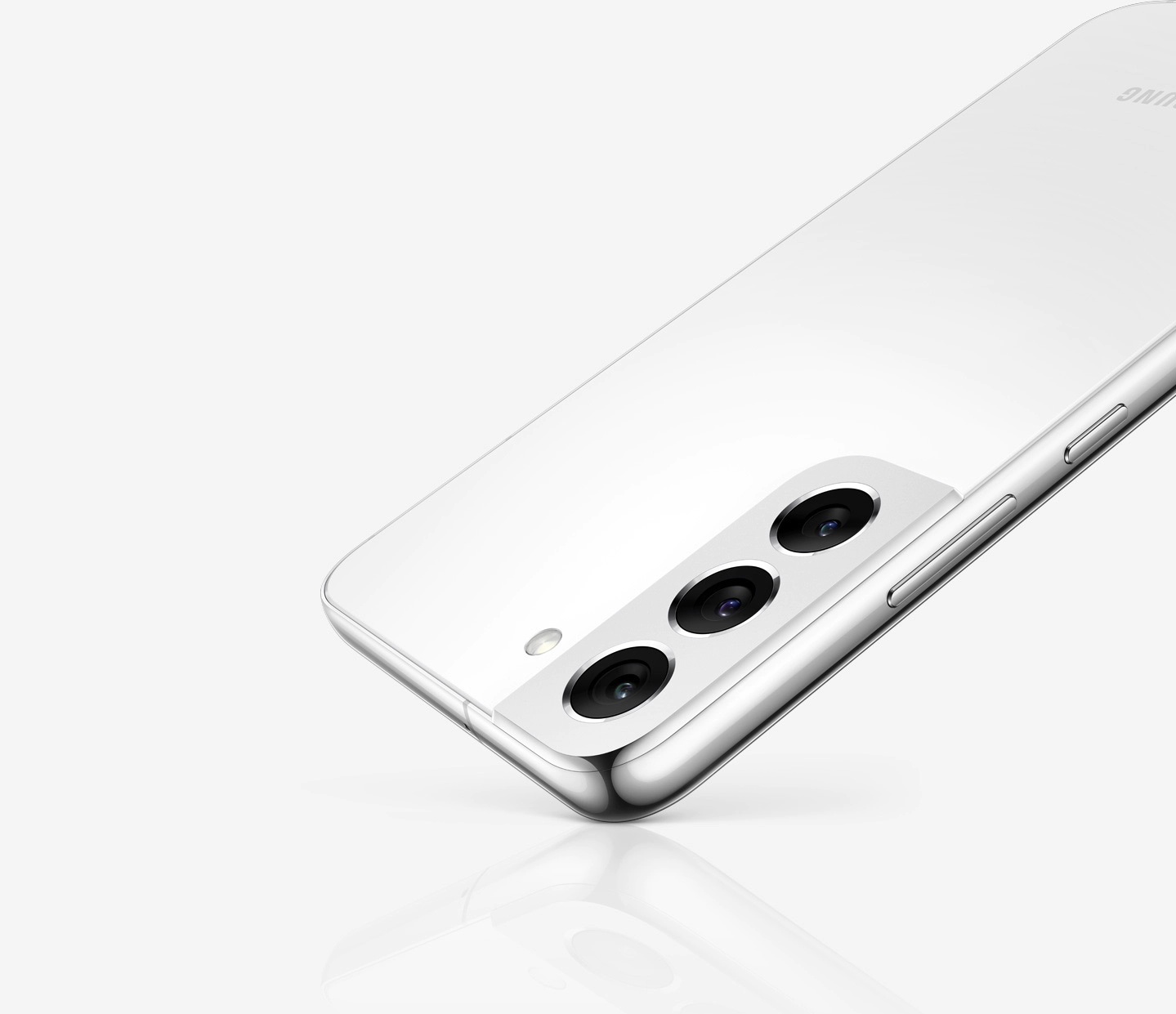 Upper half of Galaxy S22 plus seen from the rear, balancing on one corner.